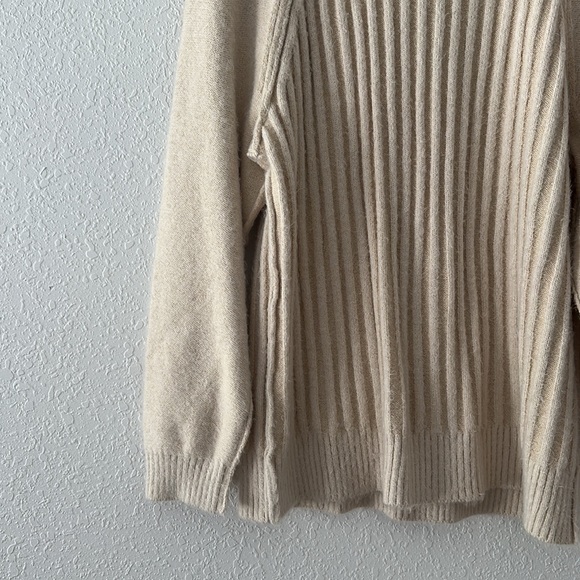 Free People Big City Sweater - Picture 7 of 7